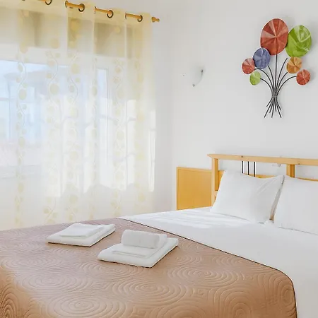 Dbv * לאגוּ‏ש