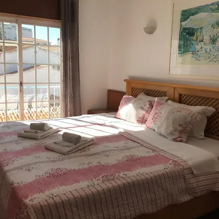 Dbv Hostal