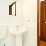 Lagos Central Suite Dbv Guesthouse Hostel