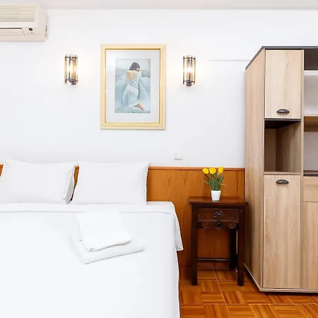 Lagos Central Suite Dbv Guesthouse