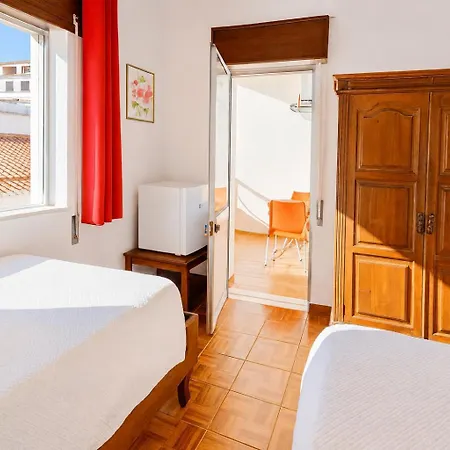 Lagos Central Suite Dbv Guesthouse * Lagos