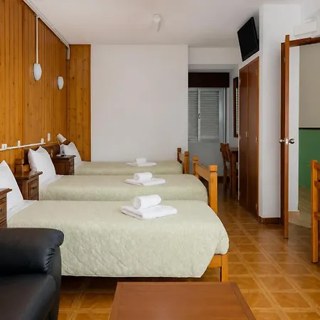 Lagos Central Suite Dbv Guesthouse Vandrarhem *