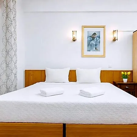 Lagos Central Suite Dbv Guesthouse Vandrarhem Lagos
