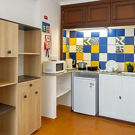 Lagos Central Suite Dbv Guesthouse Vandrarhem Lagos